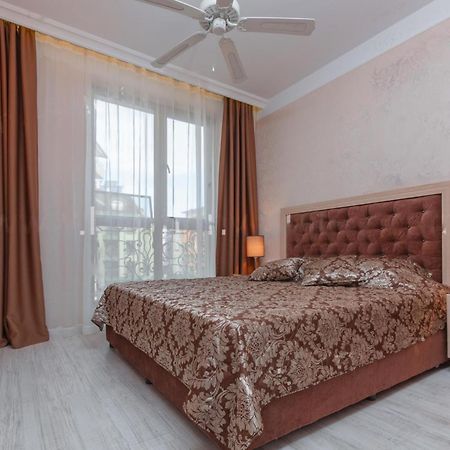 Aparthotel Monte Carlo Sluneční pobřeží Exteriér fotografie